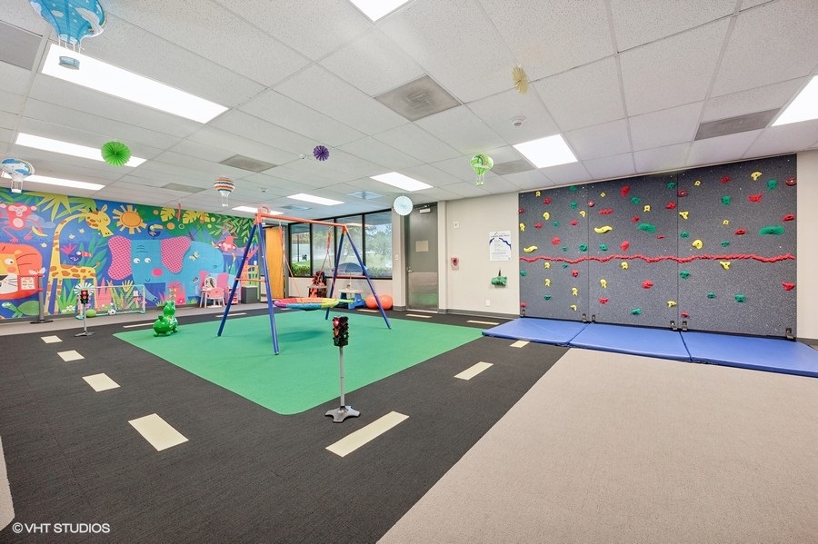 aba therapy center play room