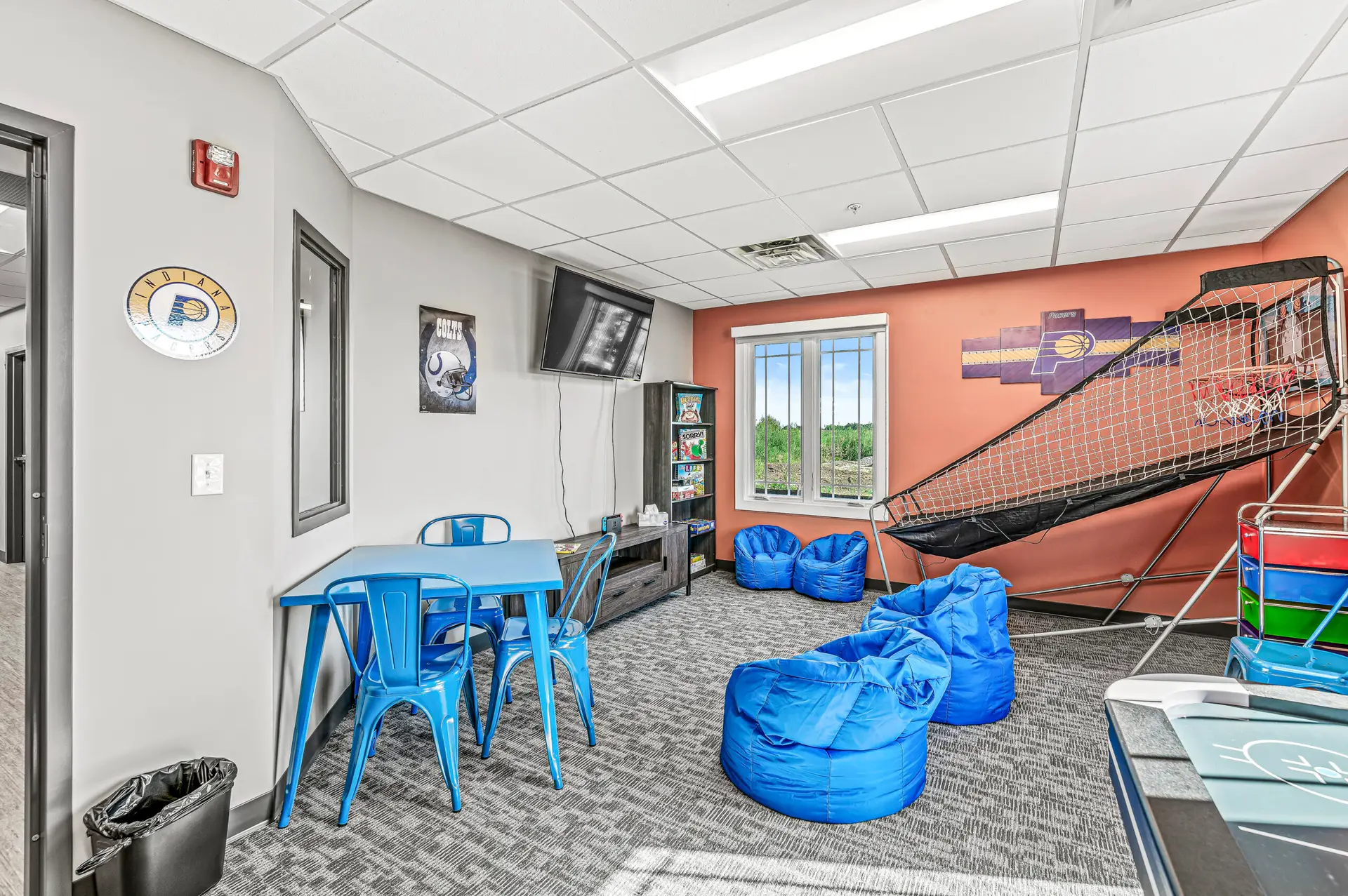 teen and game room